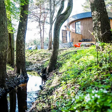 Holiday home Ainulaadne Ringmaja Liivaranna Laeheduses