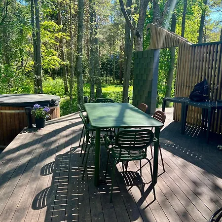 Holiday home Ainulaadne Ringmaja Liivaranna Laeheduses